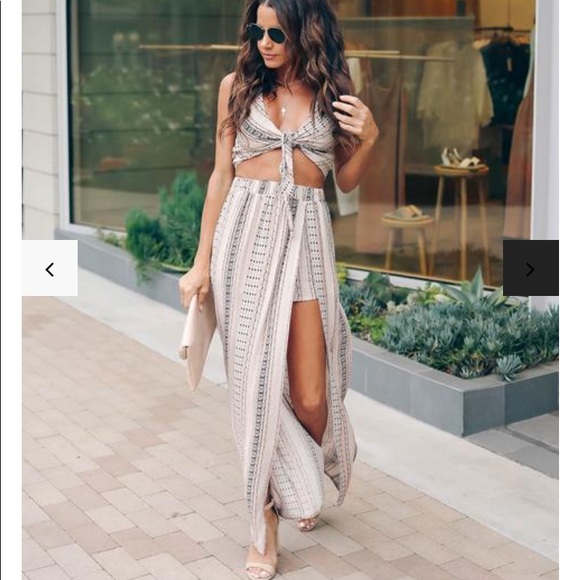 Set - Picture 2 of 5